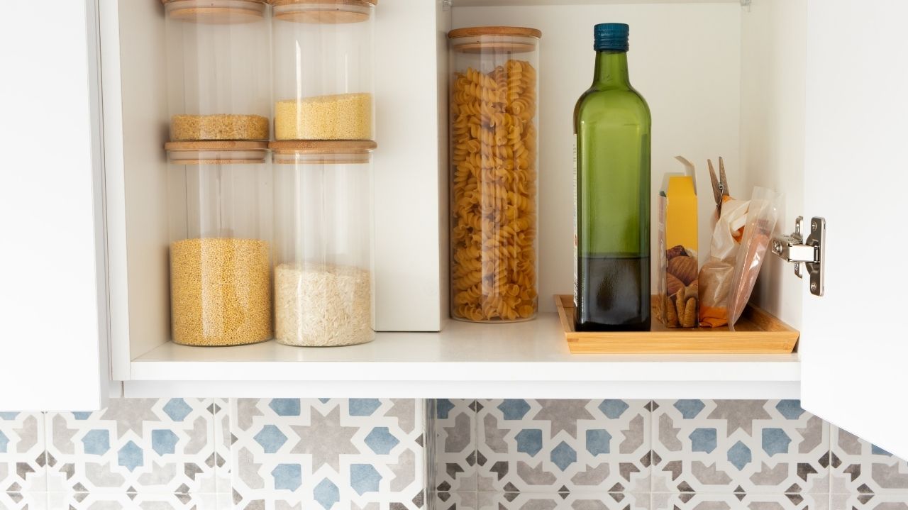 how to organize a pantry