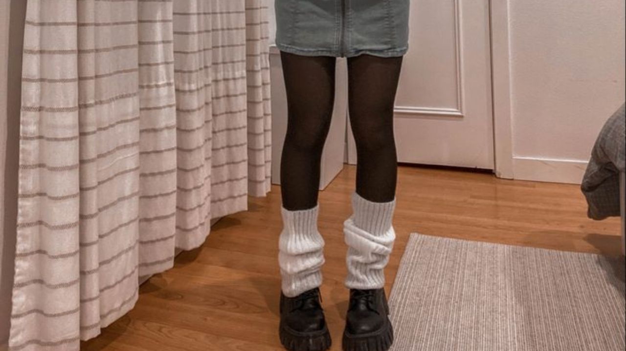 leg warmers outfit